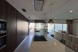 Lovely 5 bedroom semi-detached house in a residential area close to Faro airport and beach, Algarve