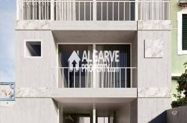 Unique Villa in the Heart of Faro with Patio and Strong Potential