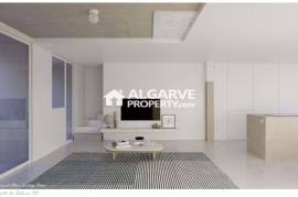 Unique Villa in the Heart of Faro with Patio and Strong Potential