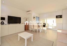 Fully renovated 2 bedroom apartment close to the golf courses and Marina in Vilamoura