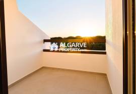 Fully renovated 2 bedroom apartment close to the golf courses and Marina in Vilamoura