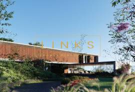 Contemporary T5 Villa