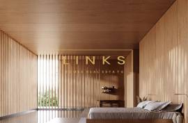 LABYRINTH: 4-Bedroom Cliff & Beachfront Home