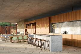 LABYRINTH: 4-Bedroom Cliff & Beachfront Home