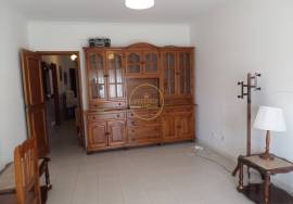 Spacious 1-bedroom apartment in a private condominium – Vilamoura