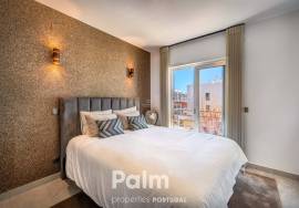 3+1-Bedroom Apartment with Stunning Views & Jacuzzi | Marina of Portimão