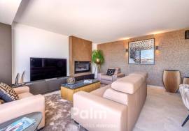 3+1-Bedroom Apartment with Stunning Views & Jacuzzi | Marina of Portimão