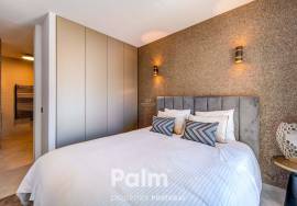 3+1-Bedroom Apartment with Stunning Views & Jacuzzi | Marina of Portimão