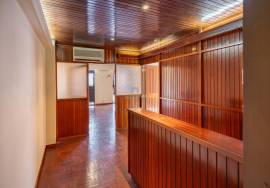 OFFICE LOCATED IN THE CENTER OF FUNCHAL