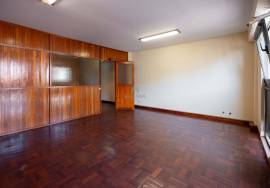 OFFICE LOCATED IN THE CENTER OF FUNCHAL