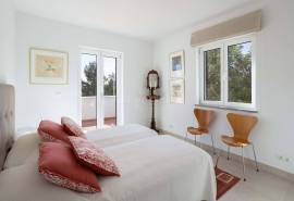 Tavira – Comfortable 4-bedroom villa with garden, pool and rooftop views