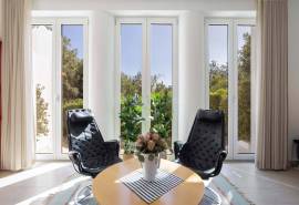 Tavira – Comfortable 4-bedroom villa with garden, pool and rooftop views