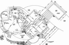 Carvoeiro – 3-bedroom single-storey villa with pool, garage and sea views