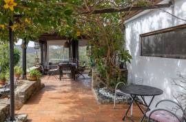 Tavira - 2+1 peaceful property tucked away in the countryside hills