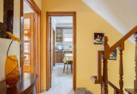 Tavira – 4 bedroom villa with garage and rooftop with sea views.