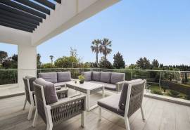 Carvoeiro – Stunning 4-bedroom contemporary villa with sea views