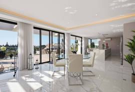 Carvoeiro – Stunning 4-bedroom contemporary villa with sea views