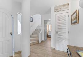 Vale do Lobo – south facing 3 bedroom villa with pool