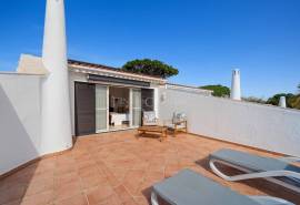 Vale do Lobo – south facing 3 bedroom villa with pool