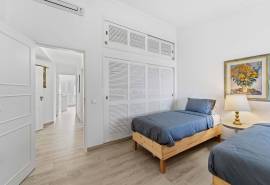 Vale do Lobo – south facing 3 bedroom villa with pool