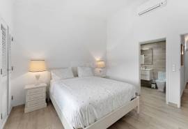 Vale do Lobo – south facing 3 bedroom villa with pool