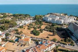 Carvoeiro - 5+2-bedroom villa just a short stroll from the beach of Senhora da Rocha