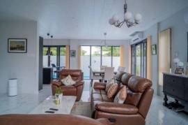 Luxury 4 Bedroom Villa For Sale in The Orchard Golf and Country Club, Dasmarinas Philippines