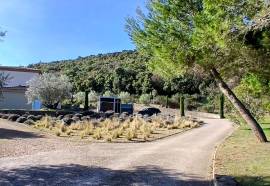 Superb High-End Single Storey Villa And Independent Guest Cottage On A Magnificent Landscaped Plot Of 5500 M2 With Pool, Horse Stalls And Spectacular Views. Superb High-End Single Storey Villa And Independent Guest Cottage On A Magnificent Landscaped Plot Of 5500 M2 With Pool, Horse Stalls And Spectacular Views.