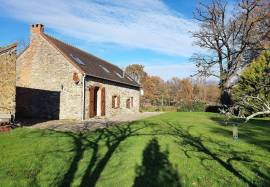 House with garage for sale in the south of the Brenne, 36