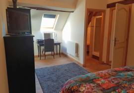 House with garage for sale in the south of the Brenne, 36