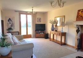 House with garage for sale in the south of the Brenne, 36