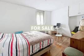 Coastal Town House in Good Order