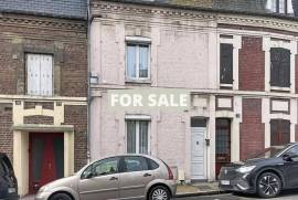 Coastal Town House in Good Order