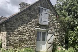 Country House to Renovate, Ideal Location