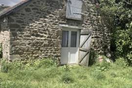 Country House to Renovate, Ideal Location