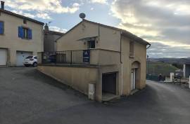 Town House With Terrace