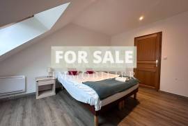 Duplex Apartment by the Golf Course Duplex Apartment by the Golf Course