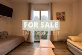 Duplex Apartment by the Golf Course Duplex Apartment by the Golf Course