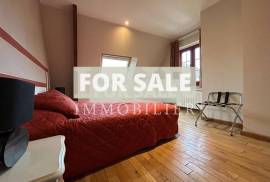 Charming Duplex Apartment by Golf Course Charming Duplex Apartment by Golf Course