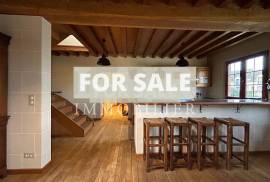 Charming Duplex Apartment by Golf Course Charming Duplex Apartment by Golf Course