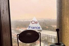 Duplex Apartment in Heart of Town