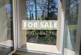 Detached Bagnolaise Villa with Lovely Garden