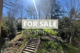 Detached Bagnolaise Villa with Lovely Garden