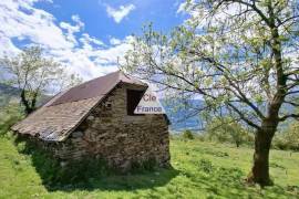 Fairytale Barn to Renovate in Beautiful Location Fairytale Barn to Renovate in Beautiful Location