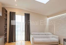 Detached house for rent in Riga district, 220.00m2