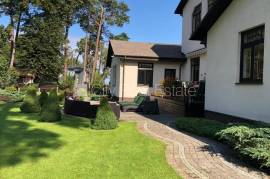 Detached house for rent in Jurmala, 340.00m2