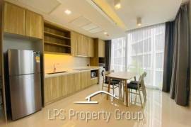 Brand New 2 Bedroom Condo 150m To The Beach