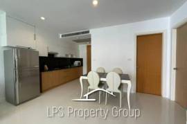 2 Bedroom Condo Walking Distance To The Beach