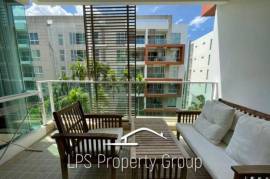 2 Bedroom Condo Walking Distance To The Beach