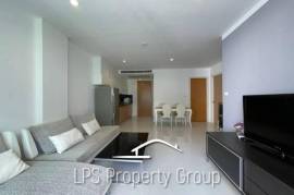 2 Bedroom Condo Walking Distance To The Beach